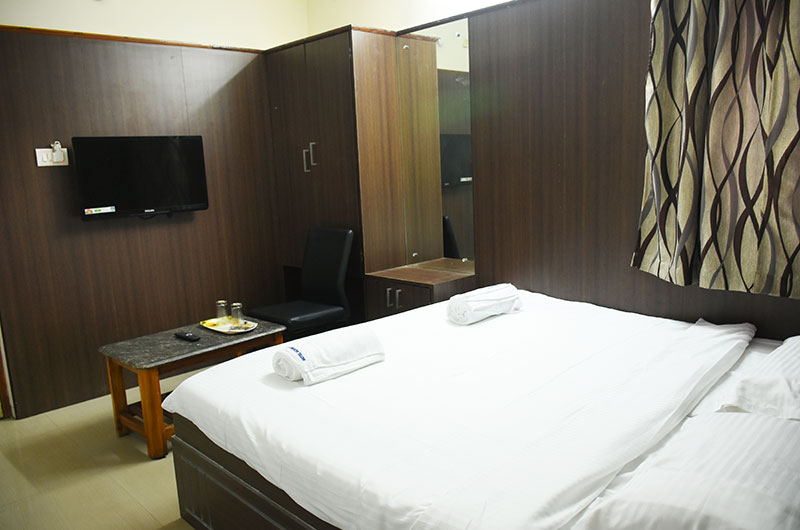 Hotel Govind Heights - Executive Double Room-1